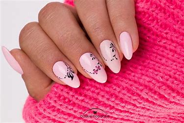 zdj manicure hybrydowy